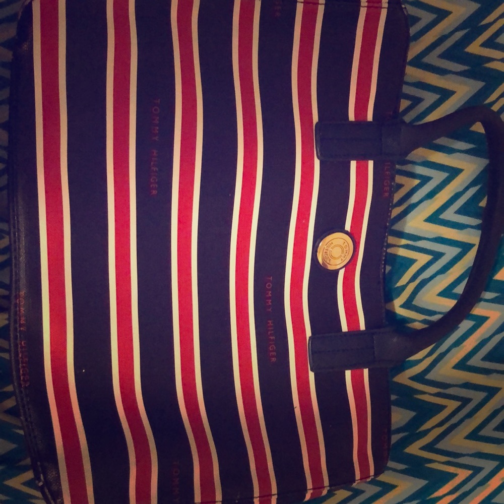 Tommy Hilfiger purse